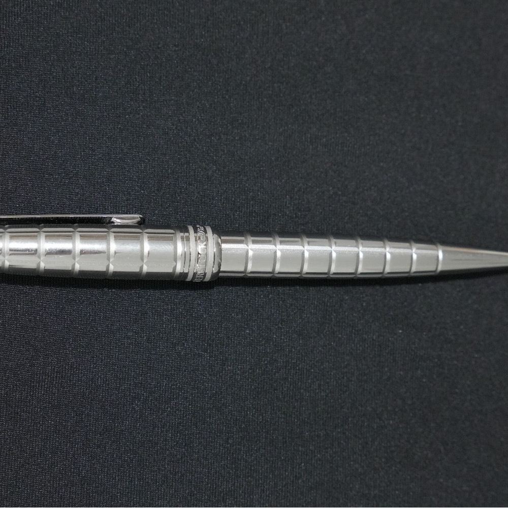 Montblanc Silver Grid Pattern Pen